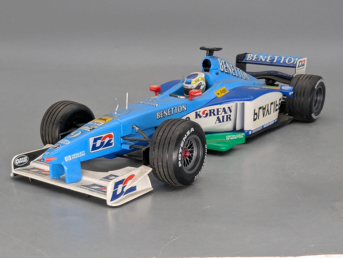 Modellautos 1:18 Minichamps Benetton Playlife B199 1999 #9 Fisichella OVP