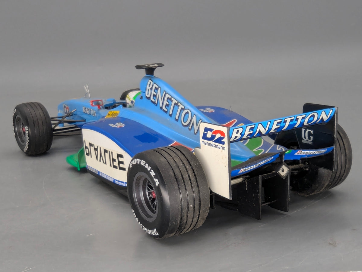 Modellautos 1:18 Minichamps Benetton Playlife B199 1999 #9 Fisichella OVP