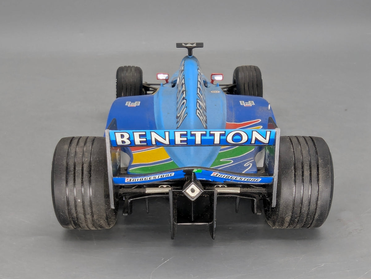 Modellautos 1:18 Minichamps Benetton Playlife B199 1999 #9 Fisichella OVP