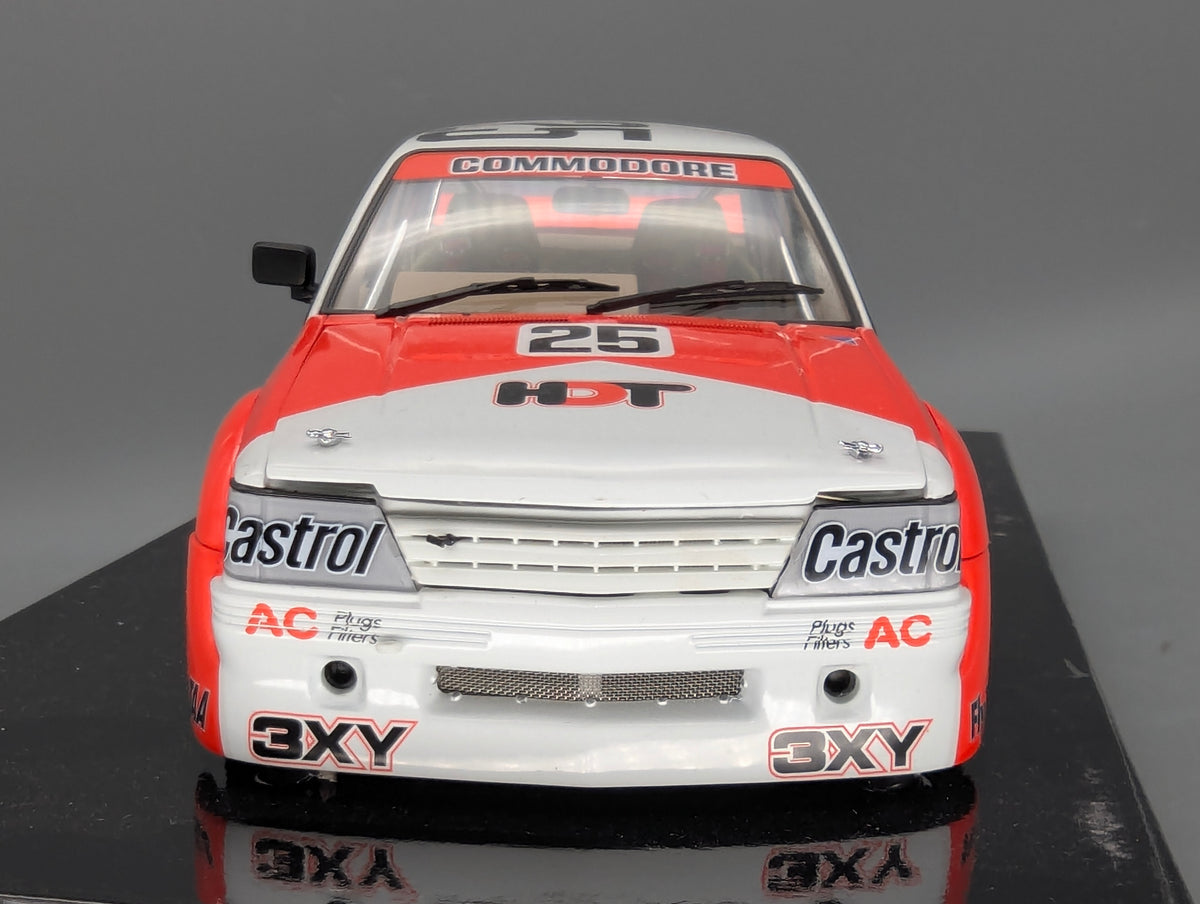 Modellautos 1:18 Biante Holden VK Commodore Bathurst 1000 1985 #25 mit OVP