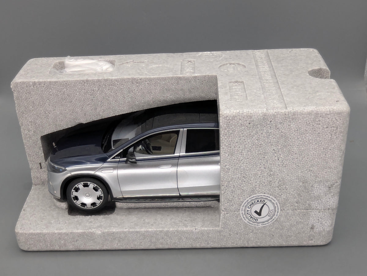 Modellautos 1:18 NZG Mercedes Maybach EQS 680 SUV Nauticblau Hightechsilber OVP