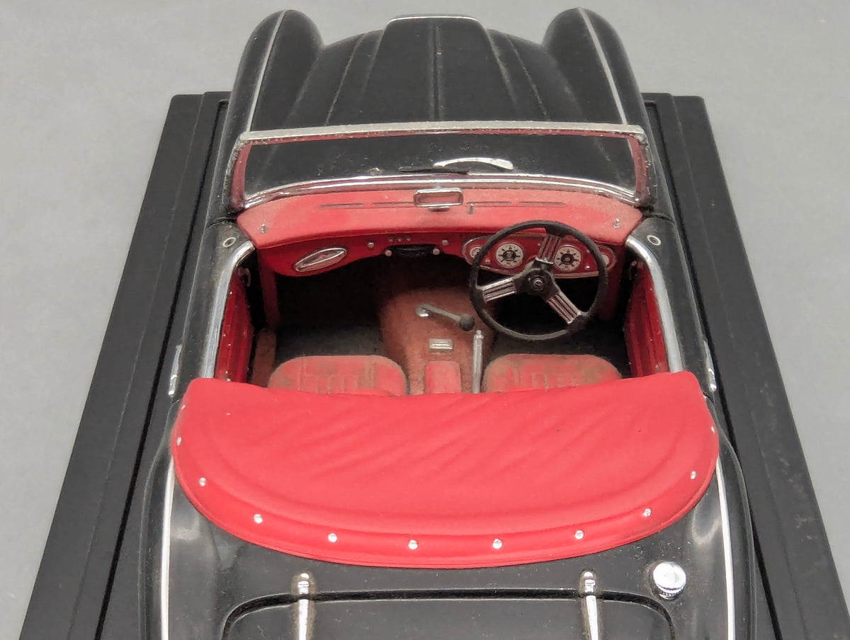 Modellautos 1:18 Kyosho 08141KR Austin Healey 3000 MK-1 Black Red mit OVP
