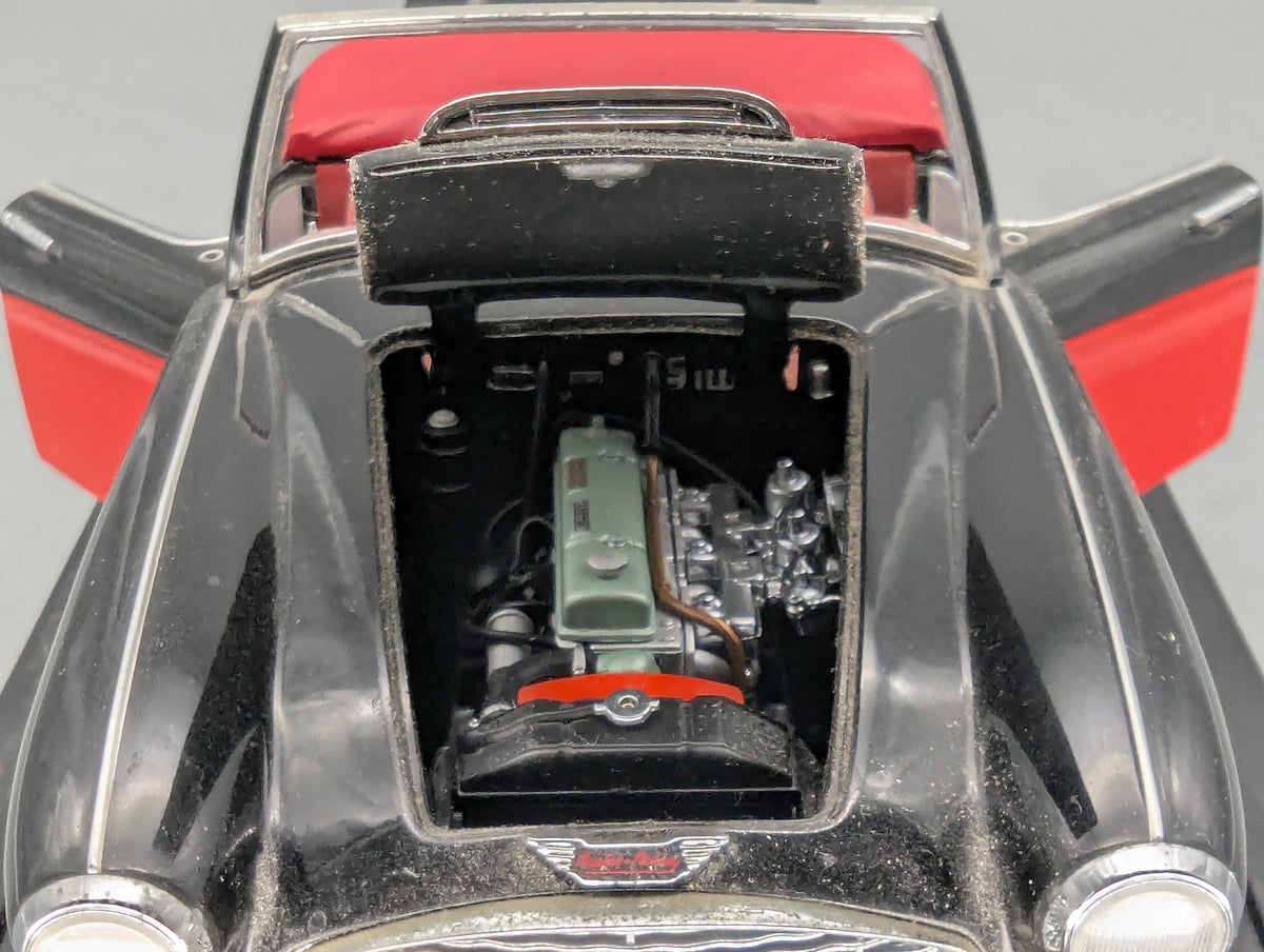 Modellautos 1:18 Kyosho 08141KR Austin Healey 3000 MK-1 Black Red mit OVP