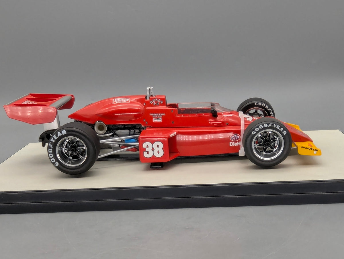 Modellautos 1:18 Carousel1 4808 McLaren M16 USAC 1977 #38 mit OVP