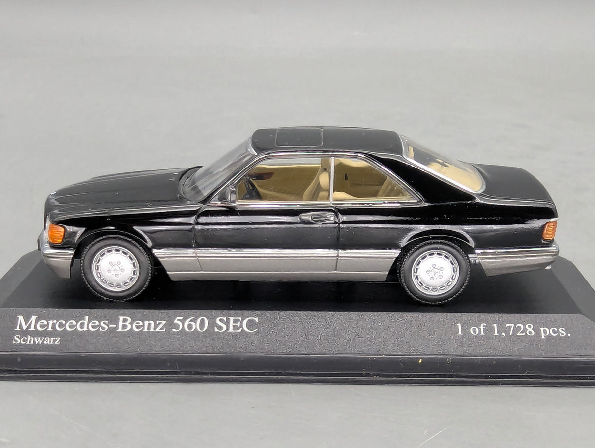 Modellautos 1:43 Minichamps Mercedes Benz 560 SEC 1986 Schwarz mit OVP
