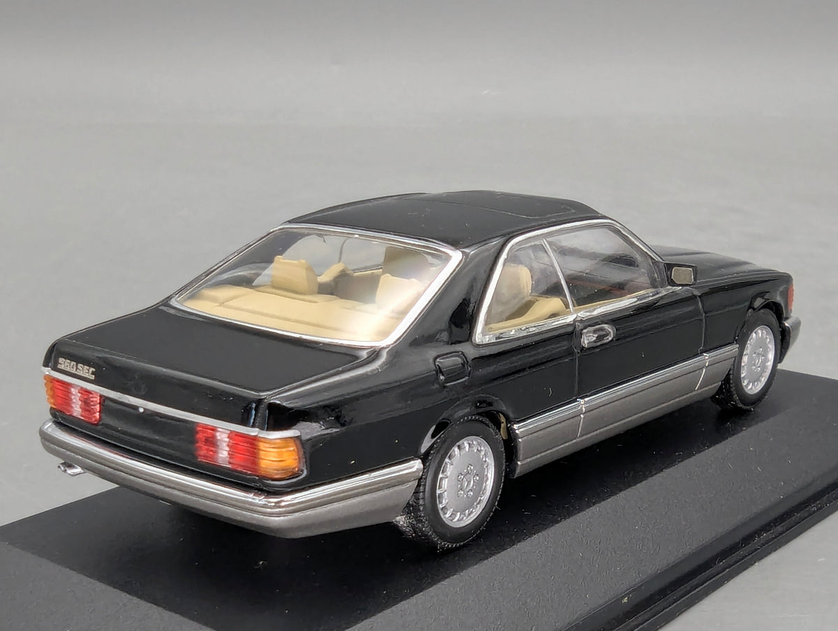 Modellautos 1:43 Minichamps Mercedes Benz 560 SEC 1986 Schwarz mit OVP