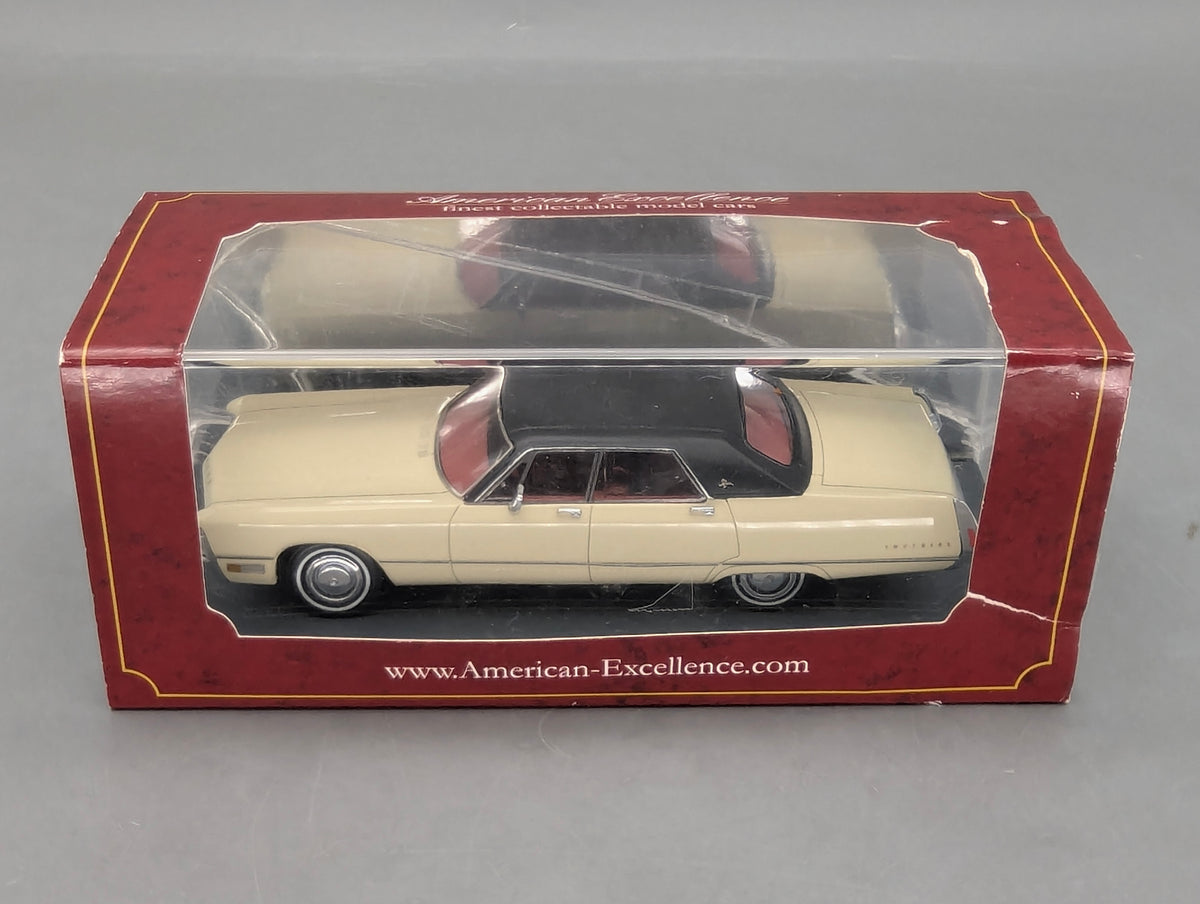 Modellautos 1:43 Neo Scale Models 44731 Chrysler Imperial Sedan mit OVP