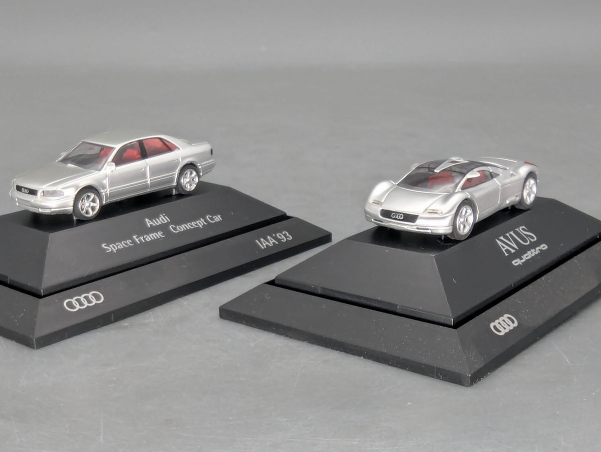 Modellautos 1:87 Rietze Audi 2-tlg Set Space Frame CC und AVUS Quattro in Dealer OVP