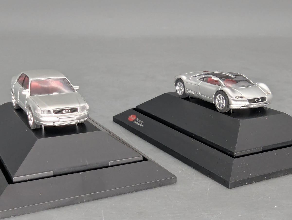 Modellautos 1:87 Rietze Audi 2-tlg Set Space Frame CC und AVUS Quattro in Dealer OVP