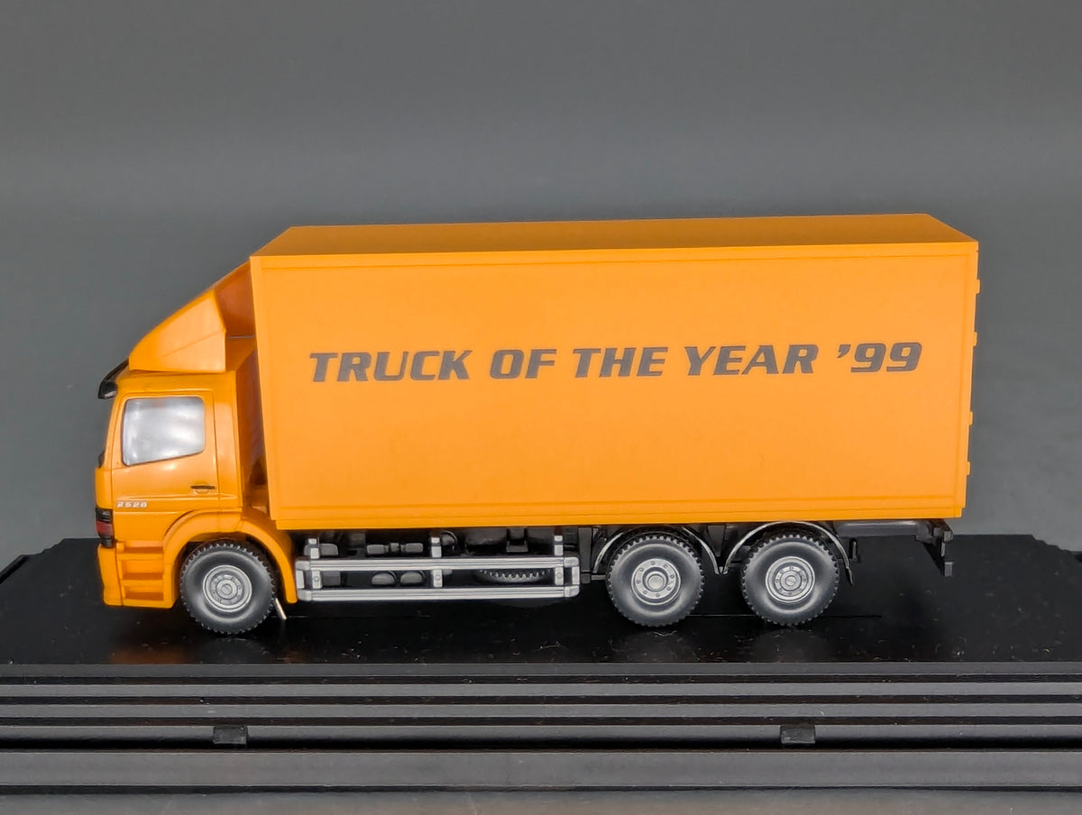 LKW Modell HO 1:87 Wiking Mercedes Benz Actros Truck of the Year 1999 Dealer OVP