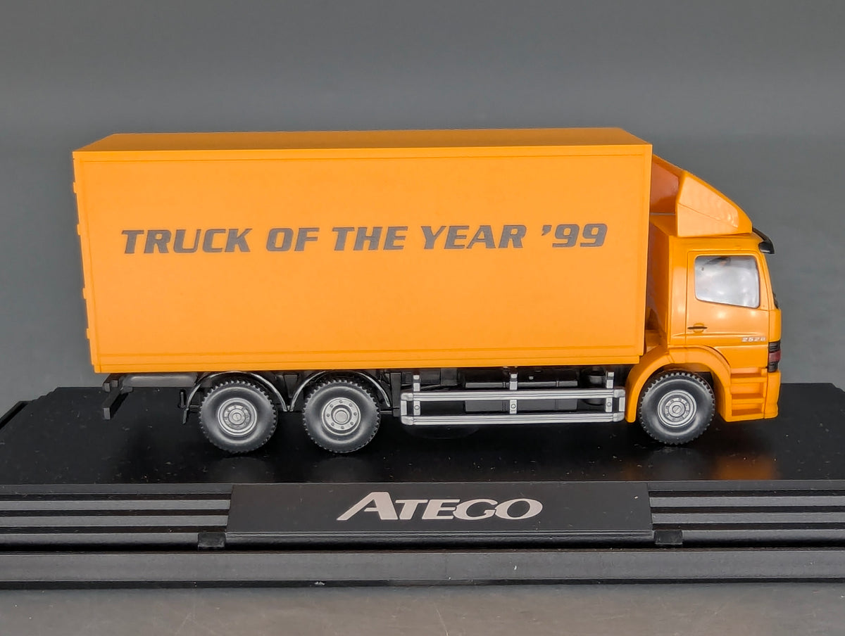 LKW Modell HO 1:87 Wiking Mercedes Benz Actros Truck of the Year 1999 Dealer OVP