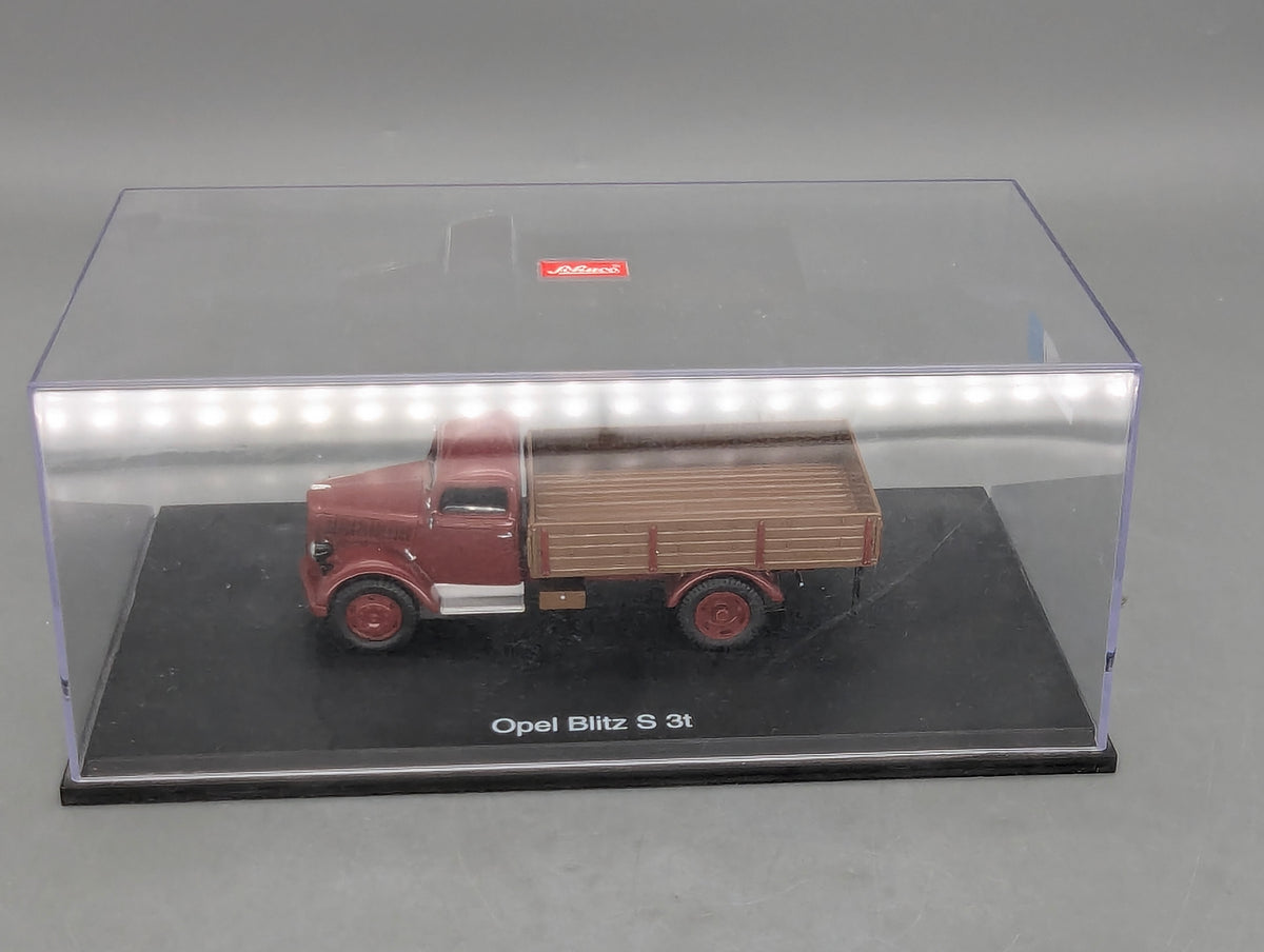 Modell LKW 1:43 Schuco Opel Blitz S 3t Rot mit Vitrine