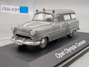 Modellautos 1:43 Schuco Opel Olympia Caravan Krankenwagen Grau mit Vitrine