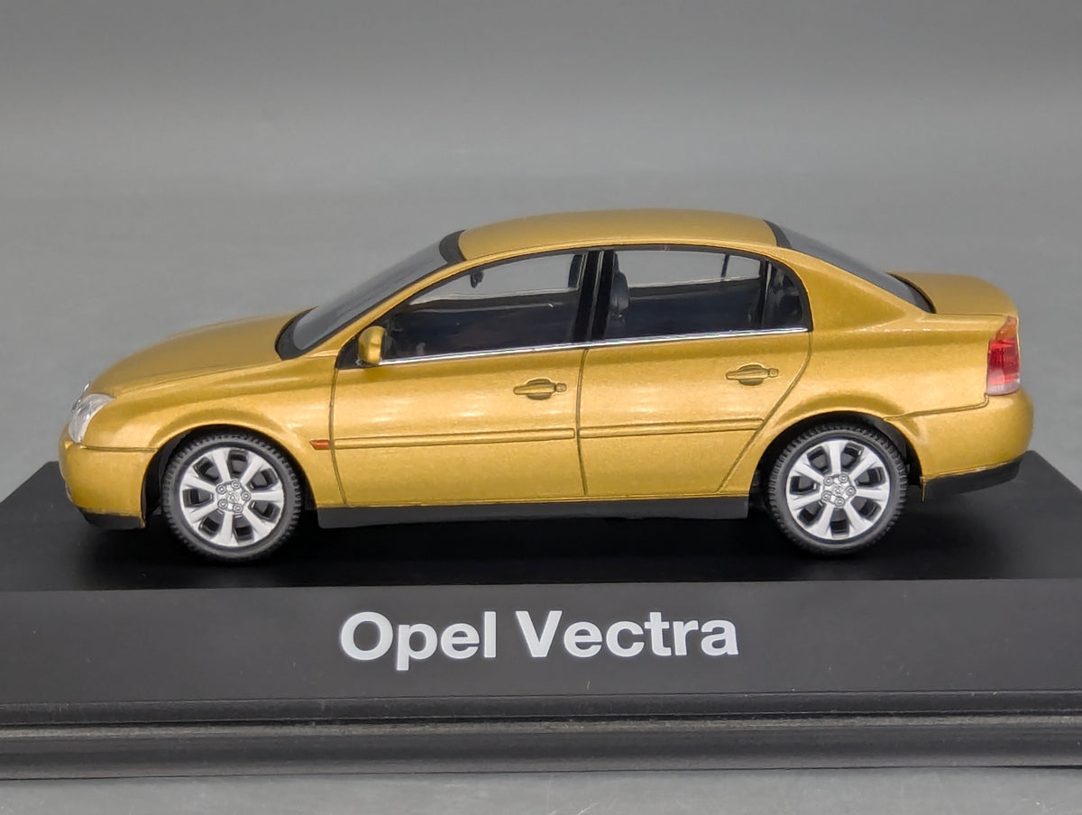 Modellautos 1:43 Schuco Opel Vectra 4-Türer Gold mit Dealer OVP