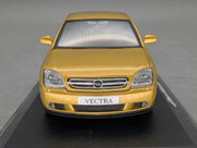 Modellautos 1:43 Schuco Opel Vectra 4-Türer Gold mit Dealer OVP
