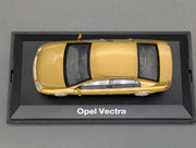 Modellautos 1:43 Schuco Opel Vectra 4-Türer Gold mit Dealer OVP