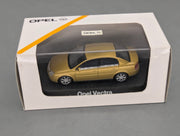 Modellautos 1:43 Schuco Opel Vectra 4-Türer Gold mit Dealer OVP