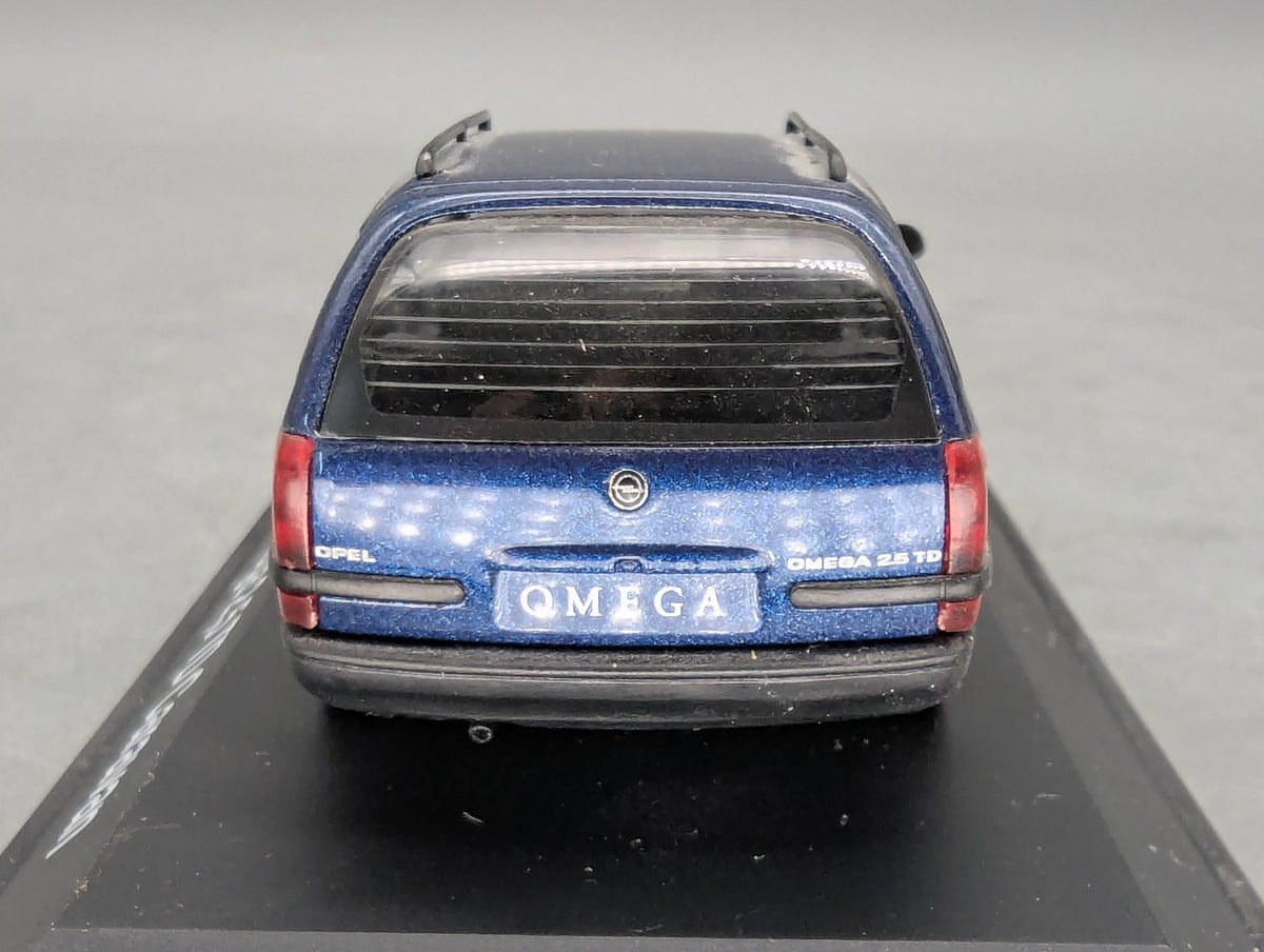 Modellautos 1:43 Schuco Opel Omega B Caravan 2,5 TD Blau Metallic mit OVP