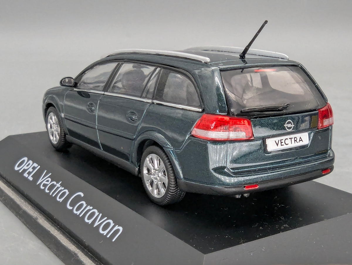 Modellautos 1:43 Schuco Opel Vectra Caravan Dunkelgrün Metallic mit Dealer OVP