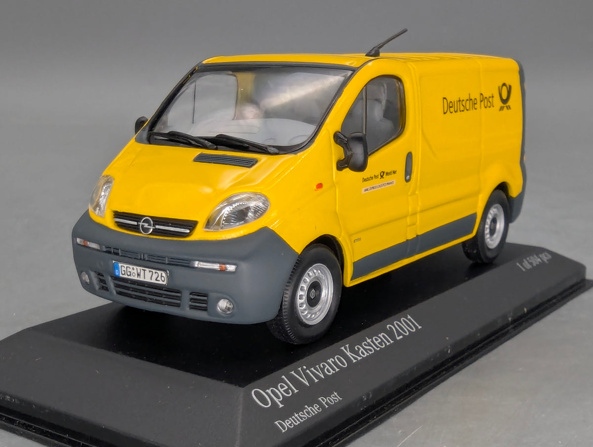 Modellautos 1:43 Minichamps Opel Vivaro Kasten 2001 Deutsche Post Gelb mit Vitrine