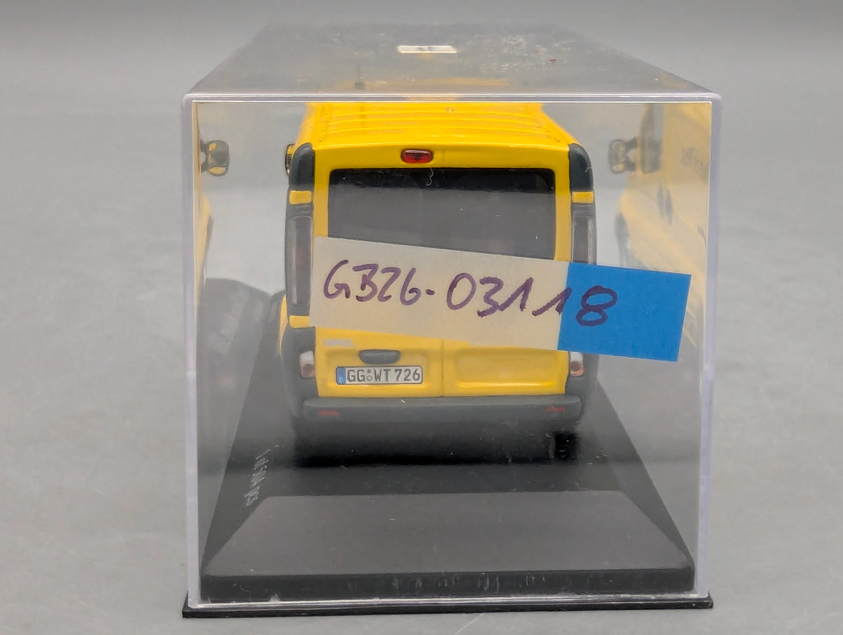 Modellautos 1:43 Minichamps Opel Vivaro Kasten 2001 Deutsche Post Gelb mit Vitrine