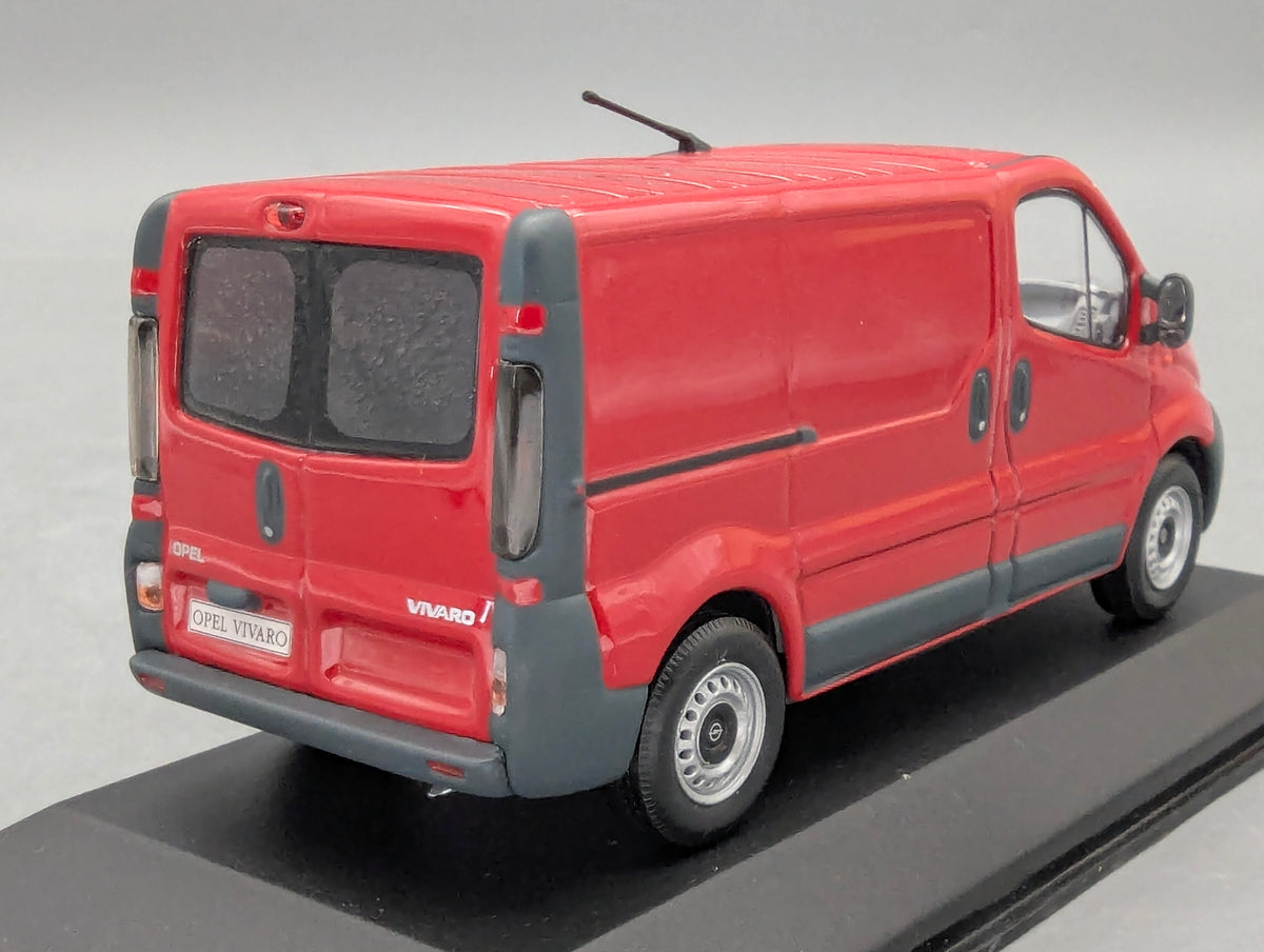 Modellautos 1:43 Minichamps Opel Vivaro Rot mit Dealer OVP
