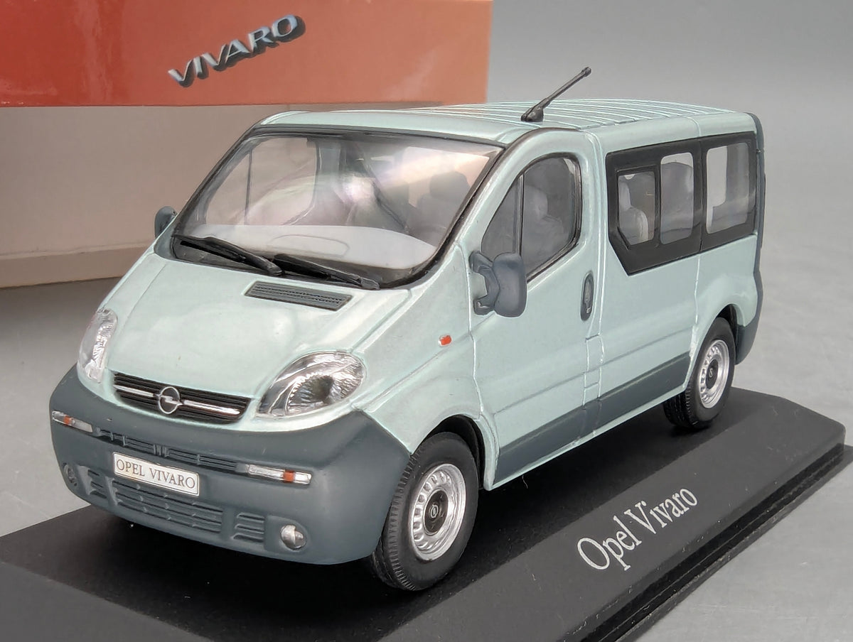 Modellautos 1:43 Minichamps Opel Vivaro Silber-Grün mit Dealer OVP
