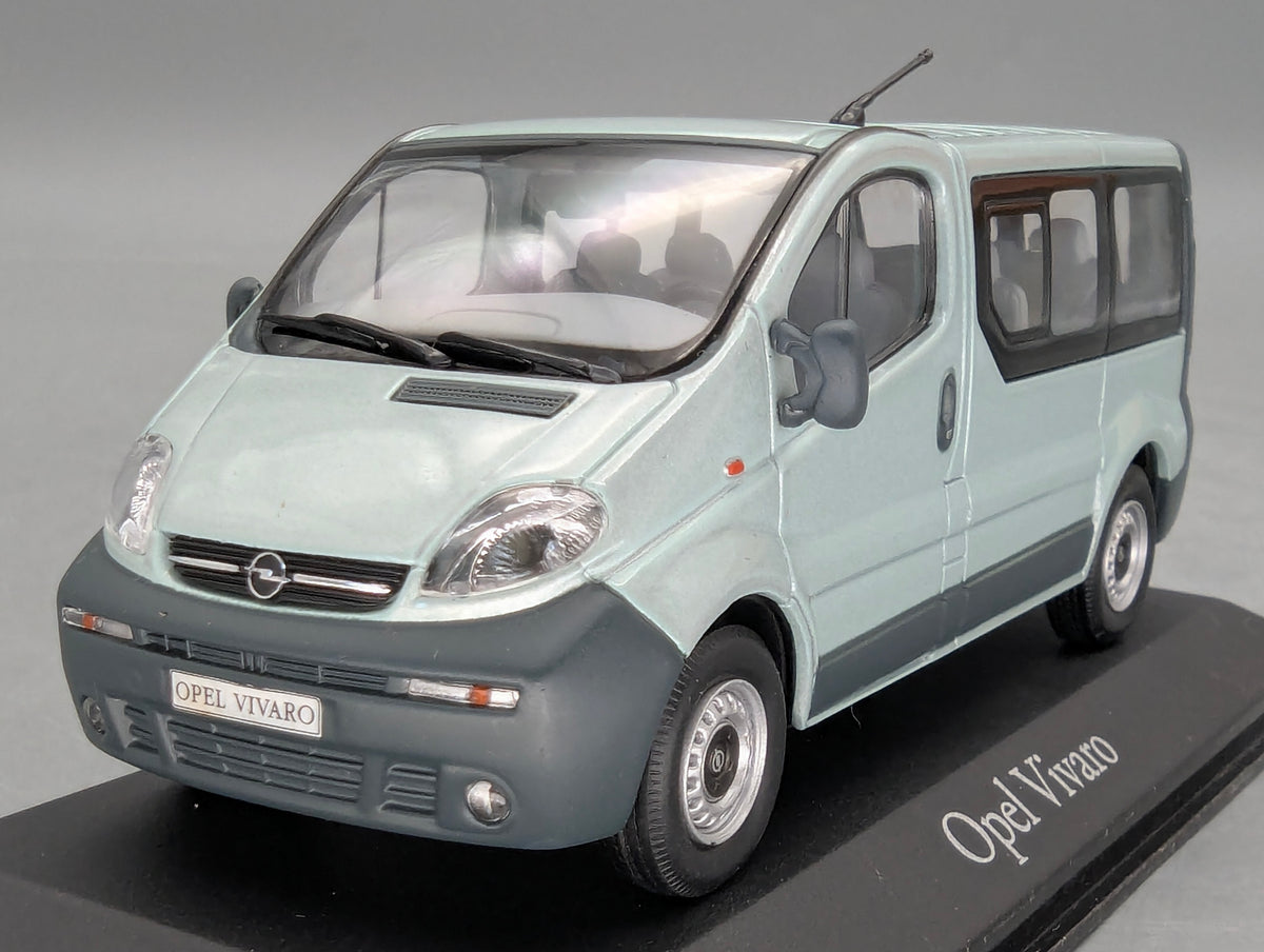 Modellautos 1:43 Minichamps Opel Vivaro Silber-Grün mit Dealer OVP