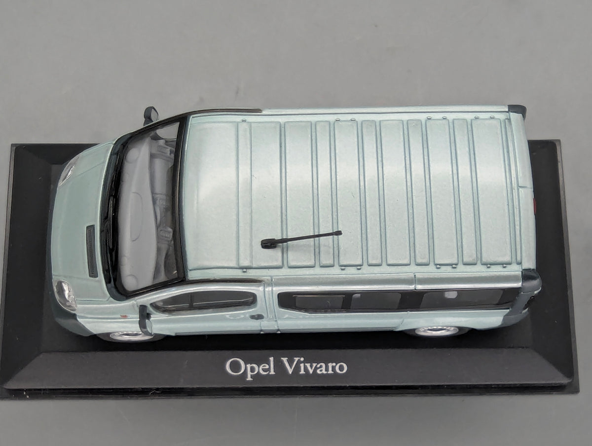 Modellautos 1:43 Minichamps Opel Vivaro Silber-Grün mit Dealer OVP