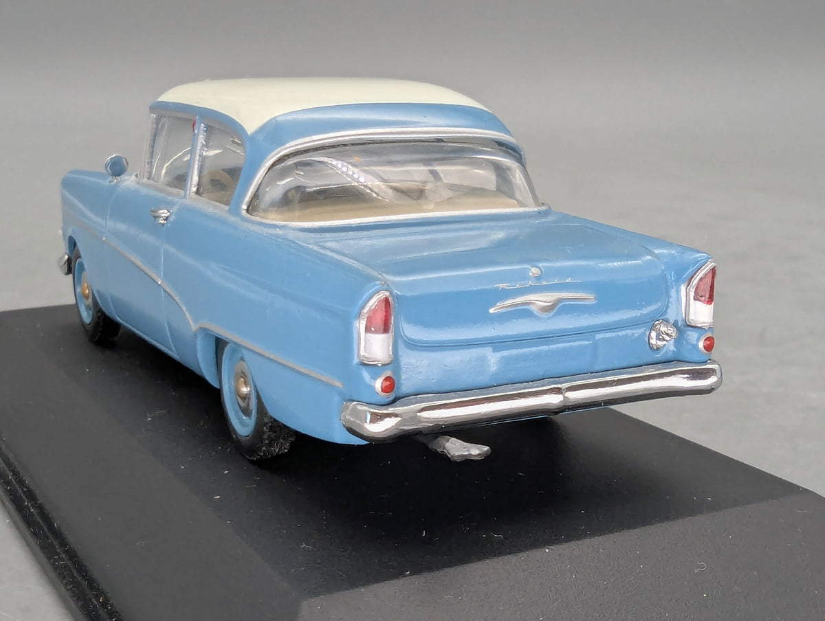 Modellautos 1:43 Minichamps Opel Rekord P1 2-Türer 1958 Blau Weiß mit OVP
