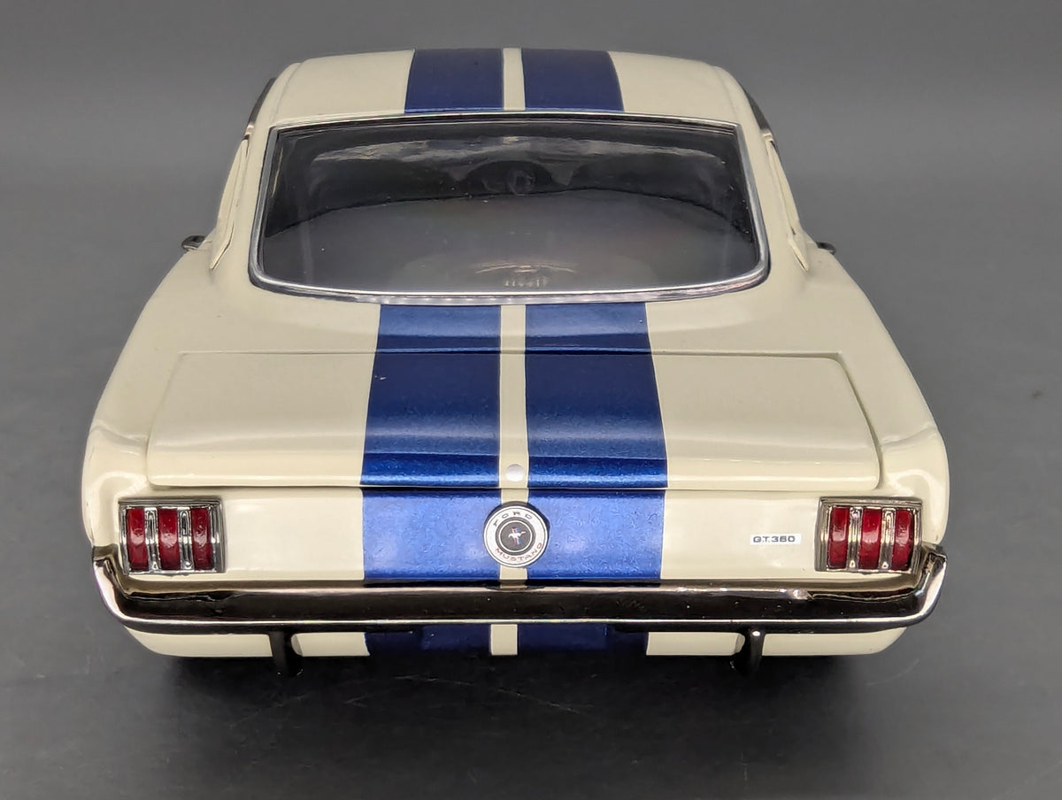 Modellautos 1:18 ACME Shelby Driving School G.T. 350 1965 mit OVP