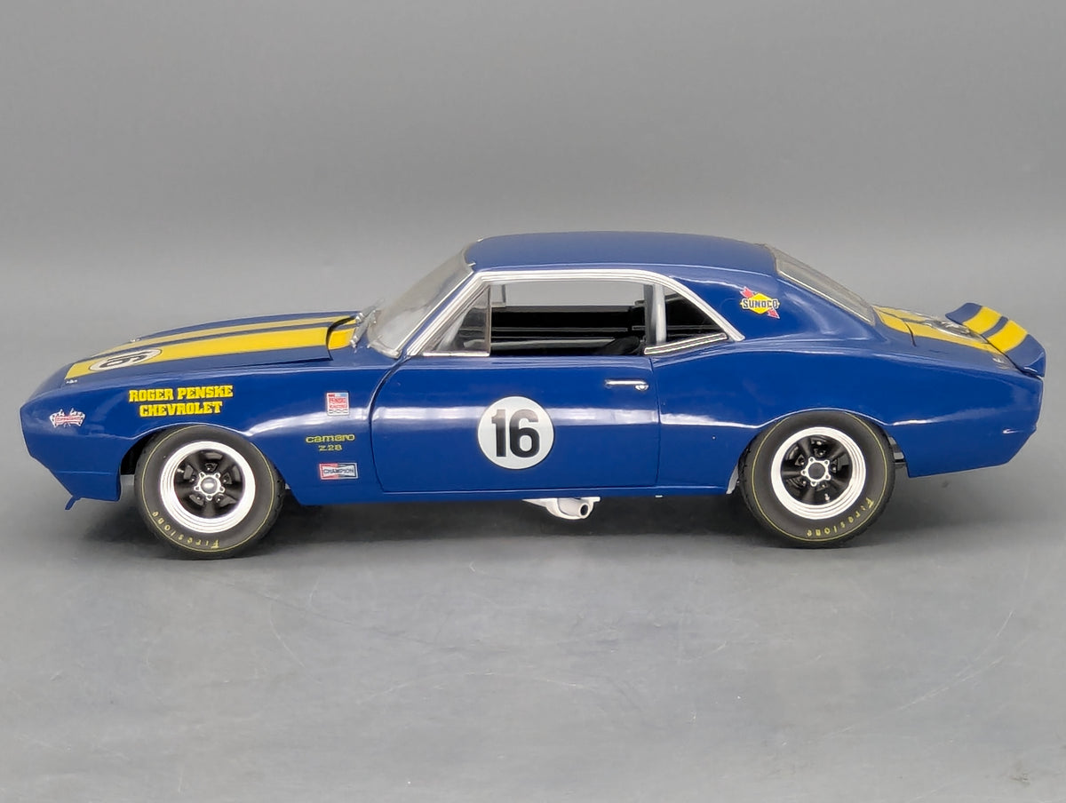 Modellautos 1:18 GMP Chevrolet Camaro Z28 Team Penske 1967 #16 G. Follmer OVP