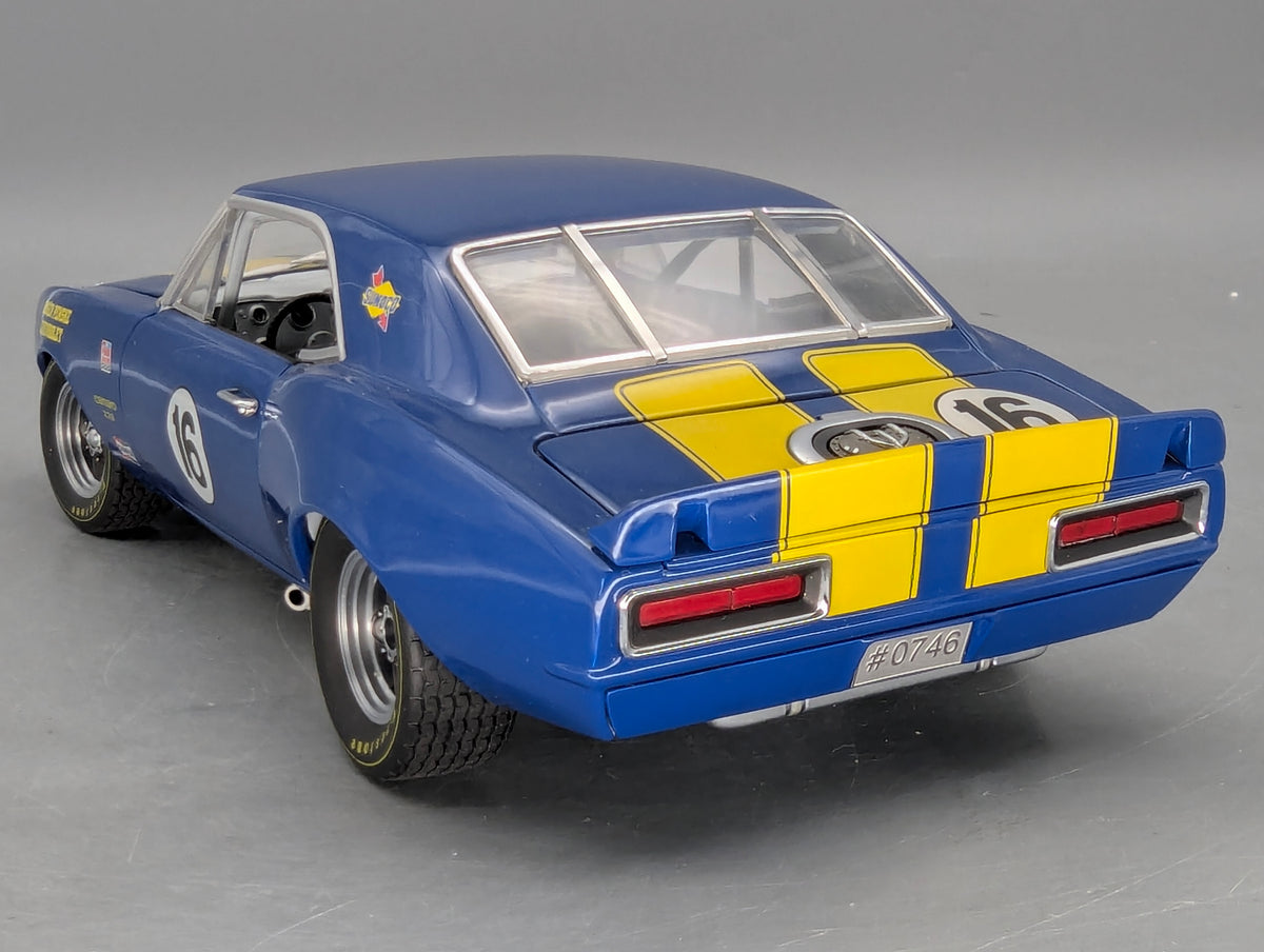Modellautos 1:18 GMP Chevrolet Camaro Z28 Team Penske 1967 #16 G. Follmer OVP