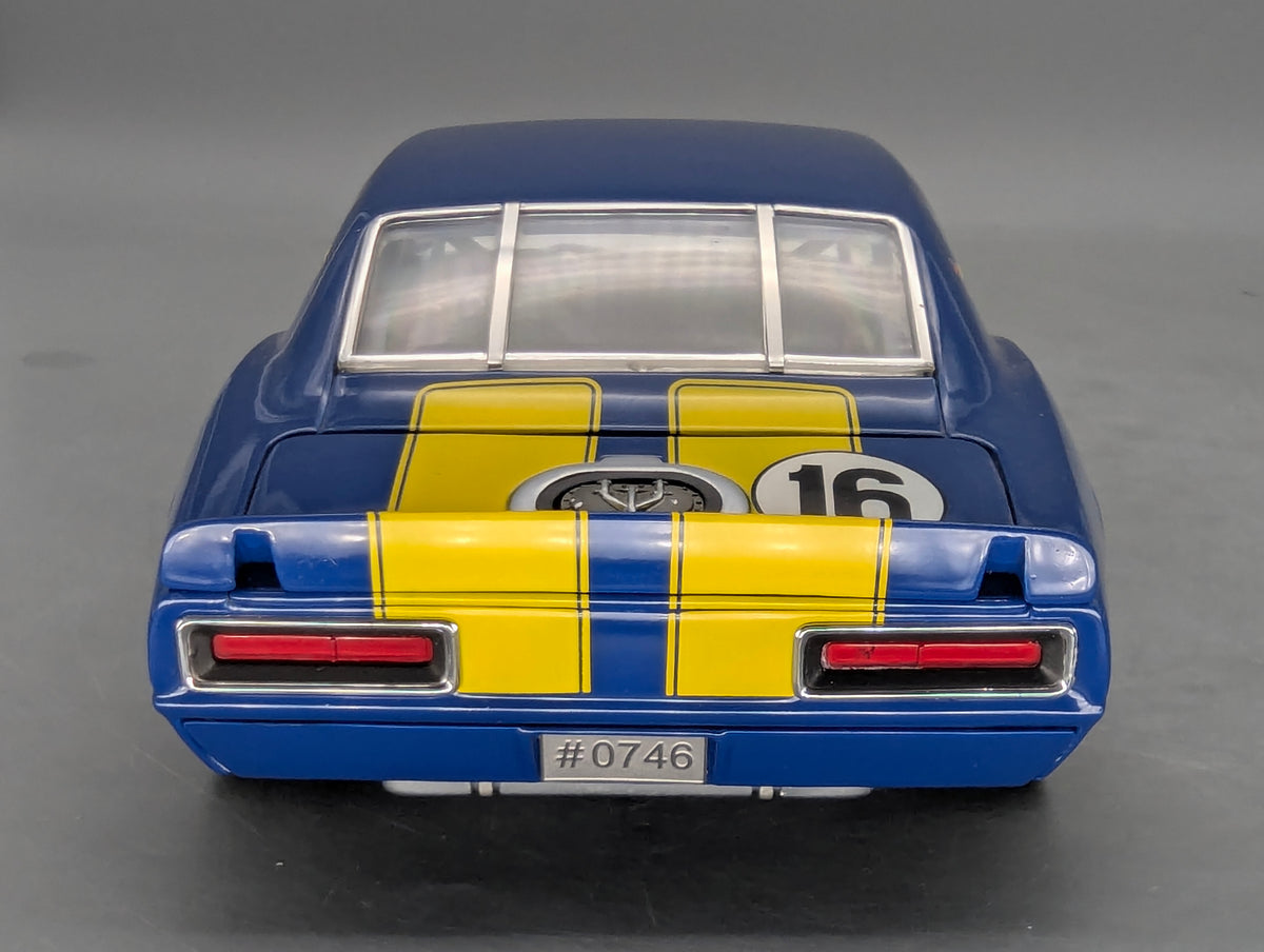 Modellautos 1:18 GMP Chevrolet Camaro Z28 Team Penske 1967 #16 G. Follmer OVP