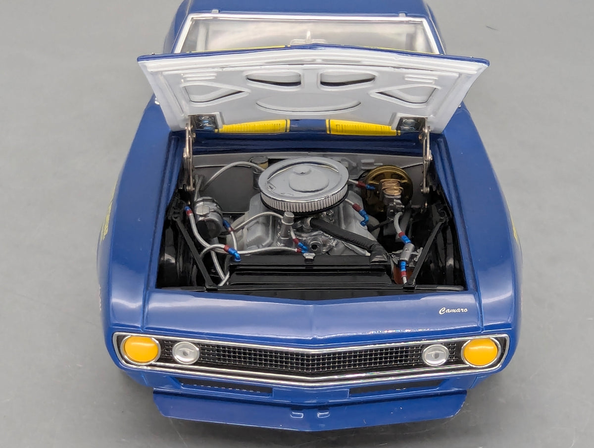Modellautos 1:18 GMP Chevrolet Camaro Z28 Team Penske 1967 #16 G. Follmer OVP