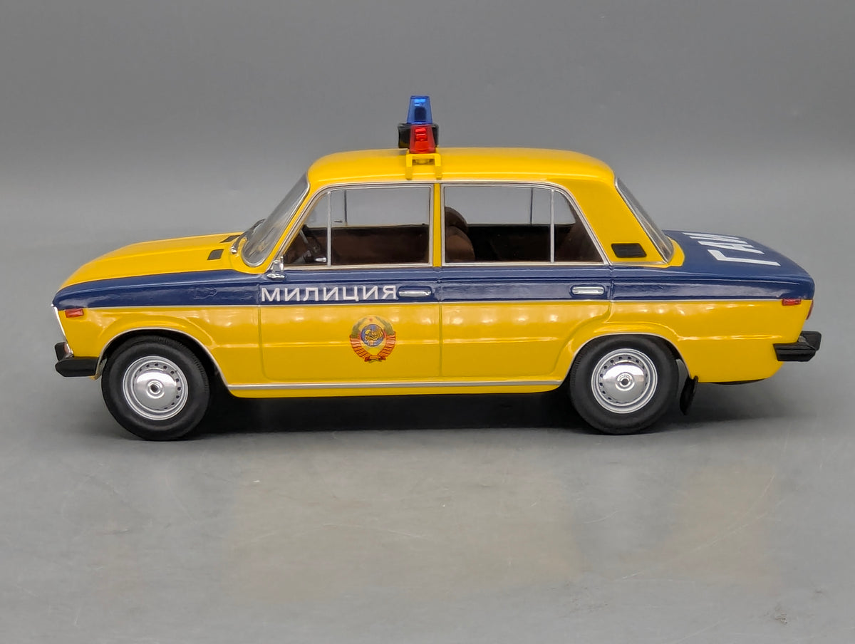 Modellautos 1:18 Triple9 Lada 1600 USSR Police mit OVP
