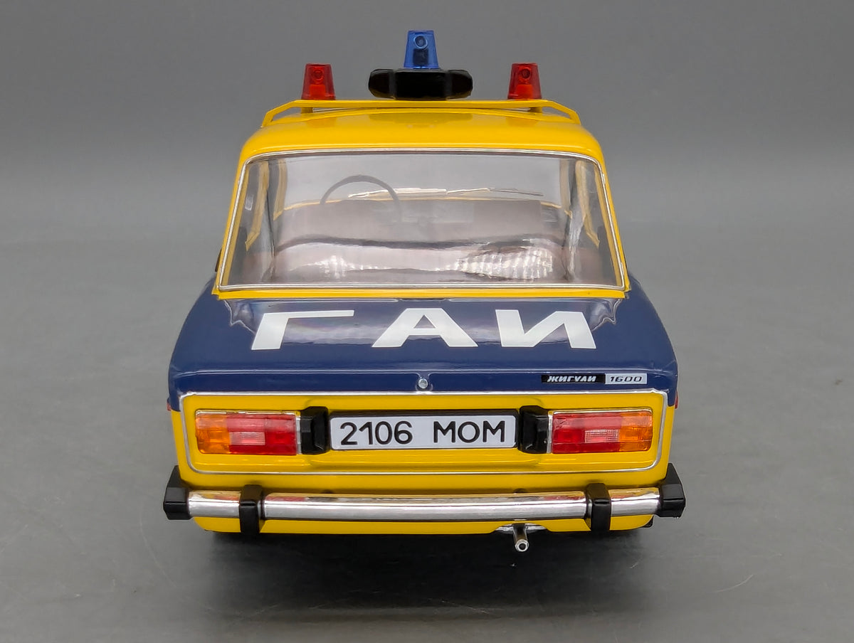 Modellautos 1:18 Triple9 Lada 1600 USSR Police mit OVP