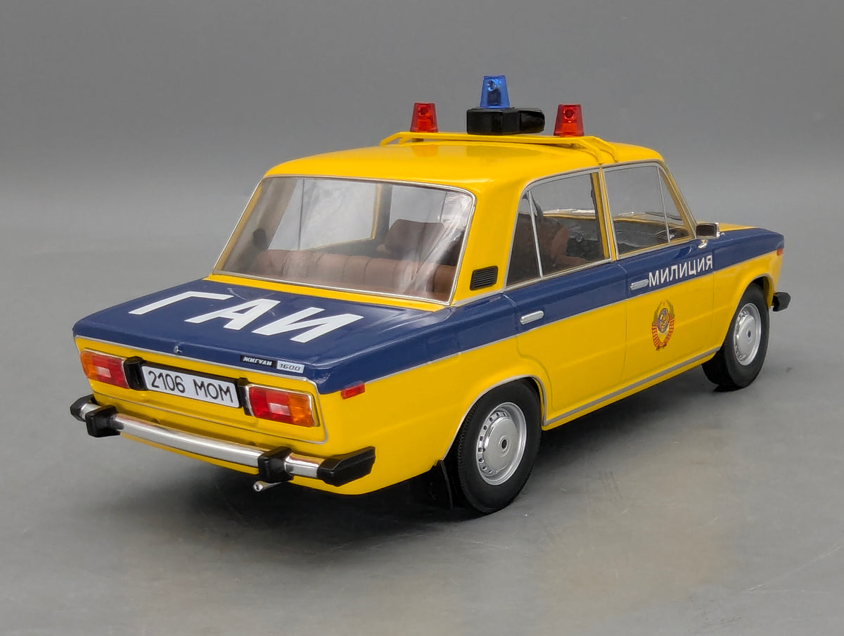 Modellautos 1:18 Triple9 Lada 1600 USSR Police mit OVP