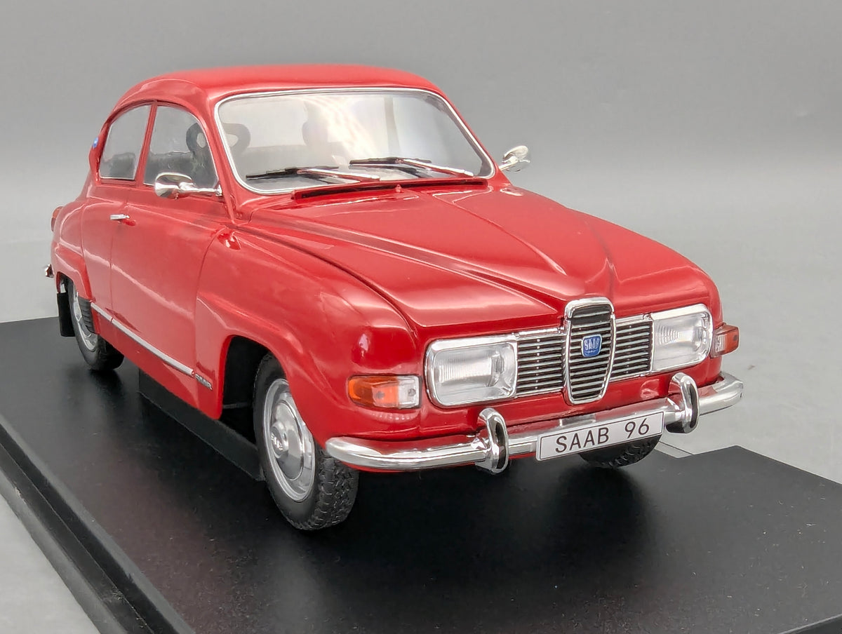 Modellautos 1:18 MCG Modelcar Group 18282 Saab 96 V4 Red mit OVP