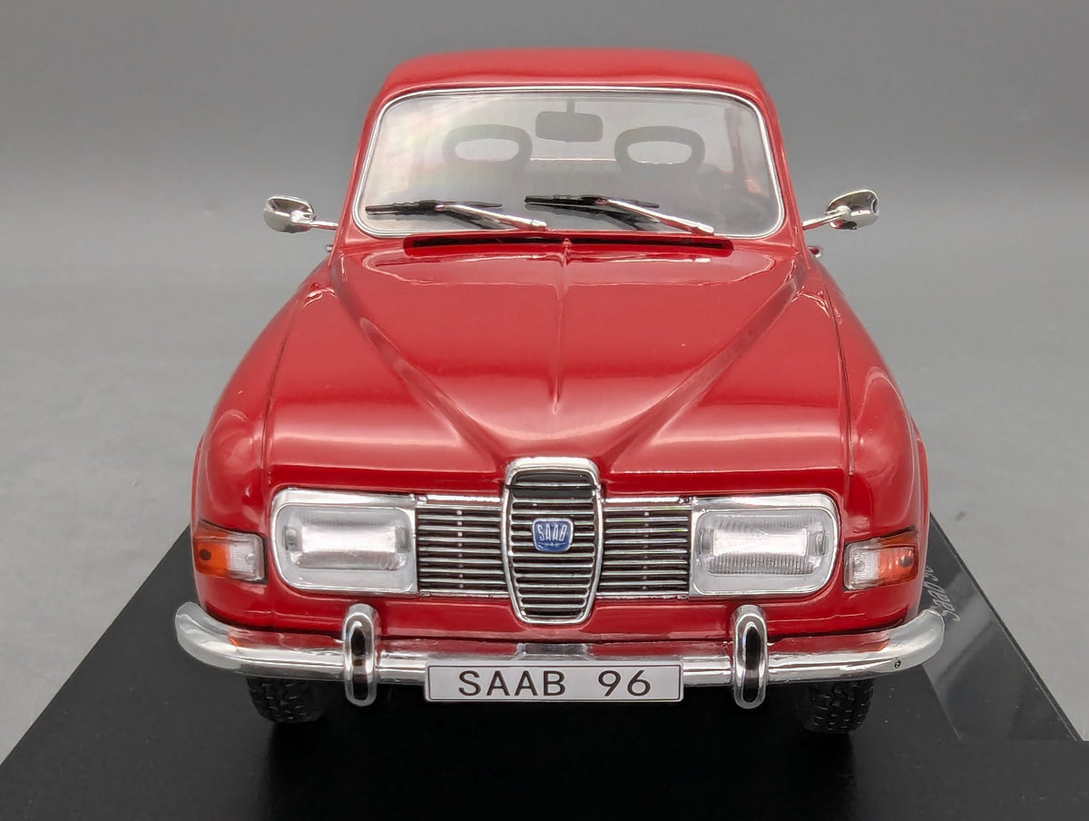 Modellautos 1:18 MCG Modelcar Group 18282 Saab 96 V4 Red mit OVP