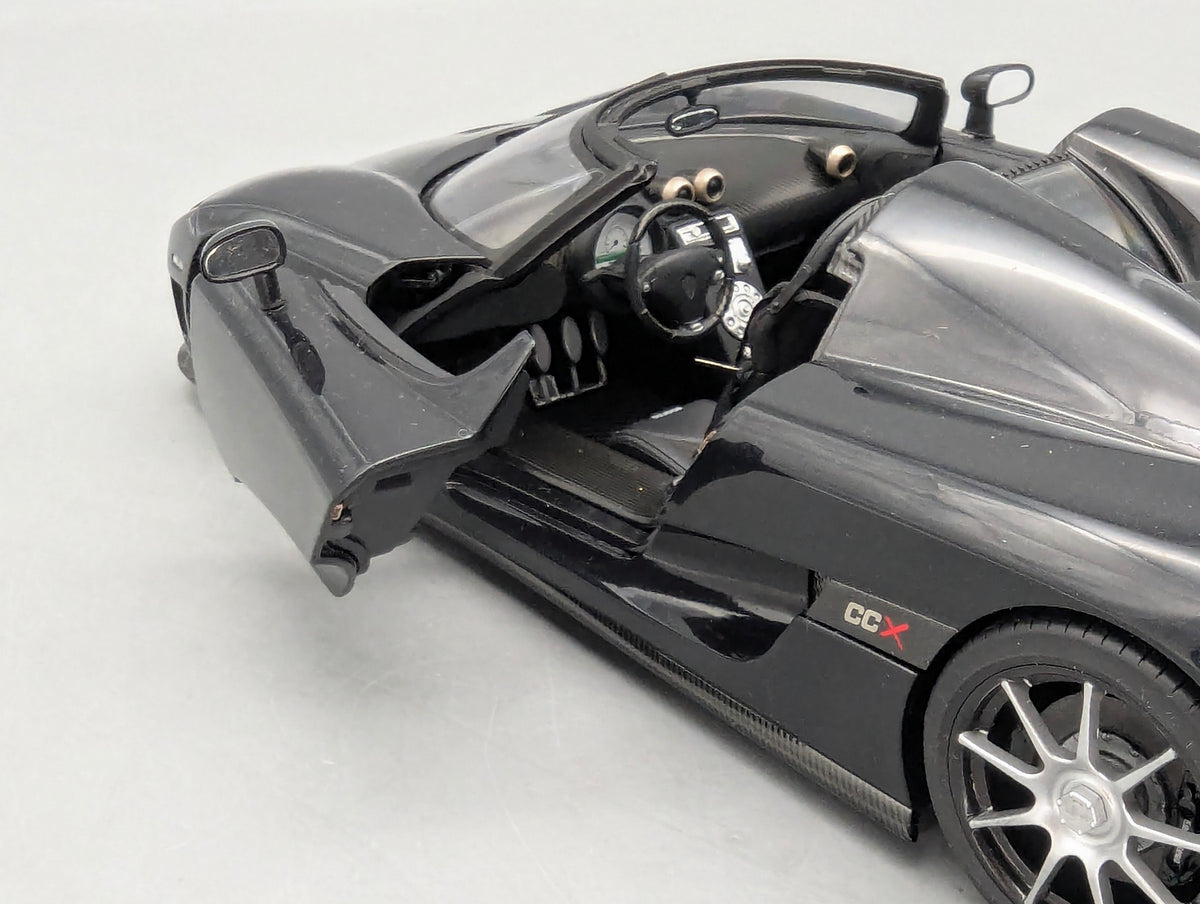 Modellautos 1:18 AUTOart Signature 79002 Koenigsegg CCX mit OVP
