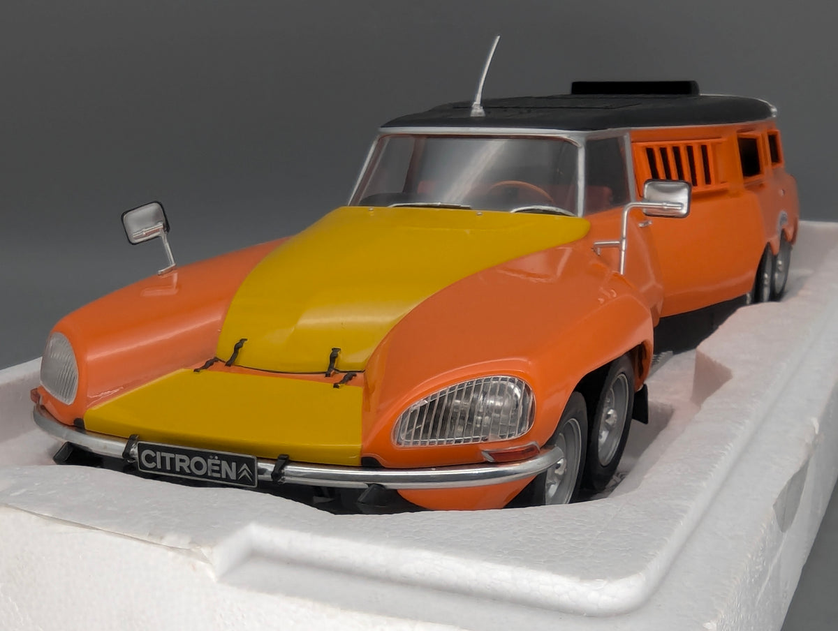 Modellautos 1:18 CMR CMR137 Citroen DS PLR Break Mille Pattes mit OVP