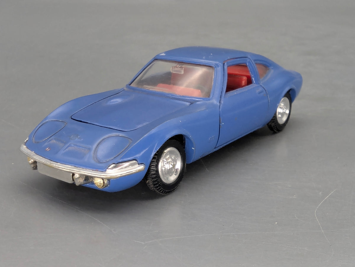 Modellauto 1:43 Dinky Toys 1421 Opel GT 1900 Blau mit OVP