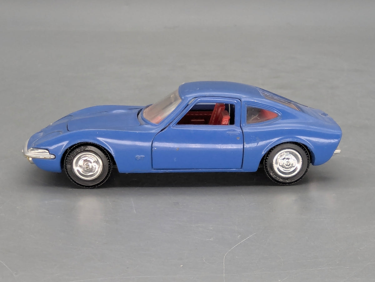 Modellauto 1:43 Dinky Toys 1421 Opel GT 1900 Blau mit OVP