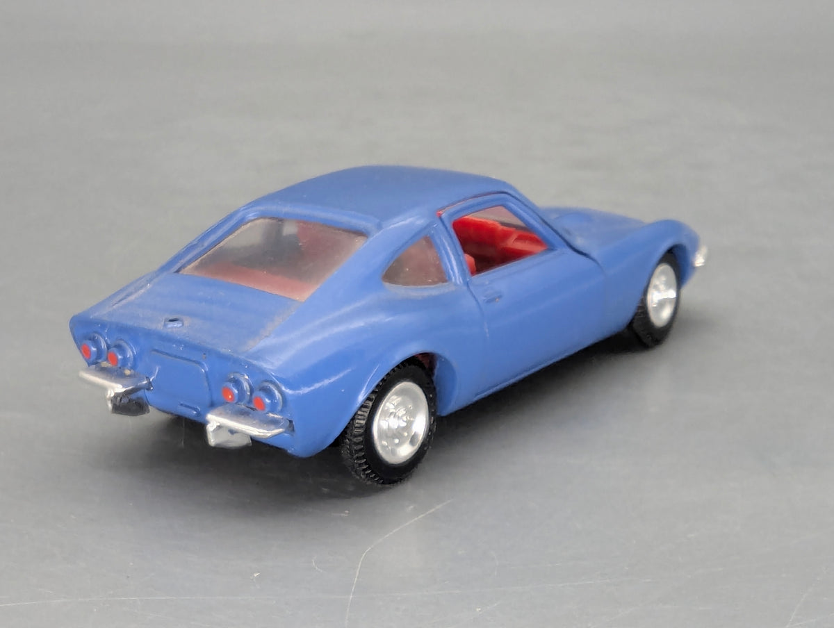 Modellauto 1:43 Dinky Toys 1421 Opel GT 1900 Blau mit OVP