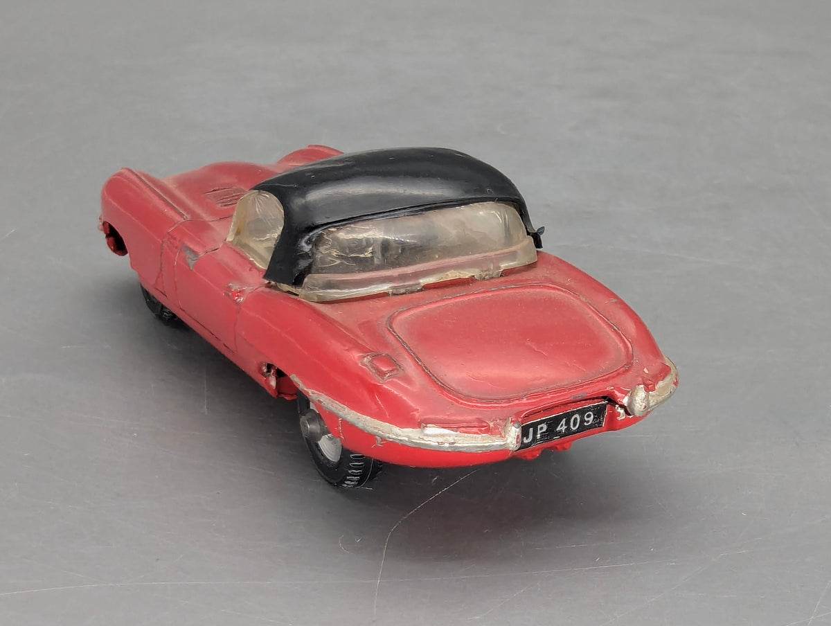 Modellauto 1:43 Dinky Toys 120 Jaguar E-Type Rot mit OVP