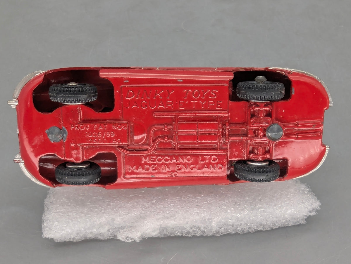 Modellauto 1:43 Dinky Toys 120 Jaguar E-Type Rot mit OVP