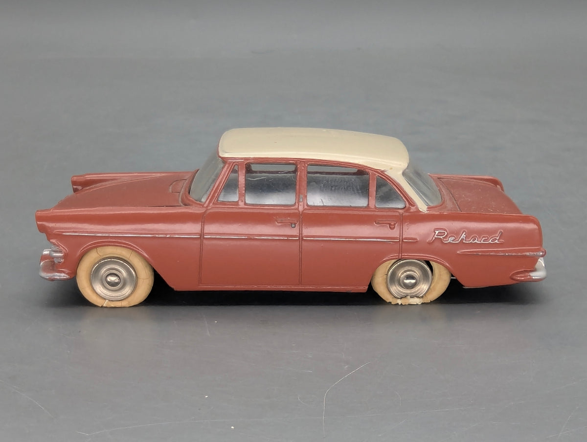 Modellauto 1:43 Dinky Toys 554 Opel Rekord mit OVP