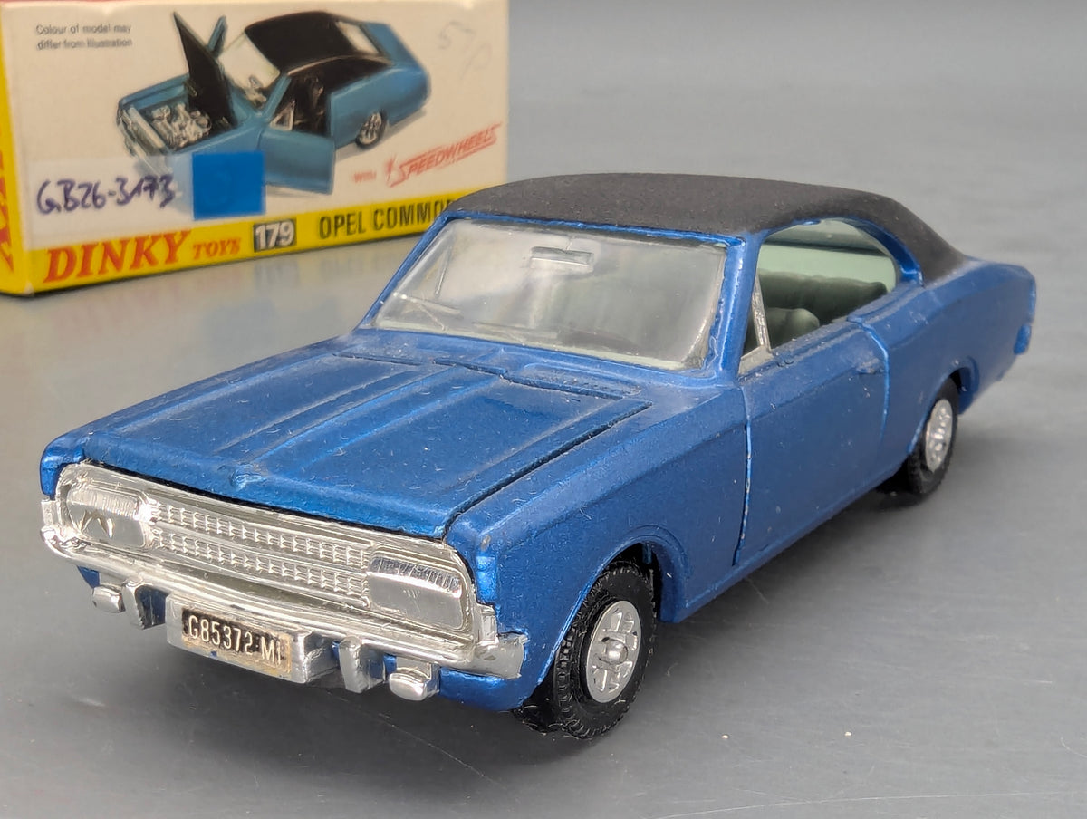 Modellauto 1:43 Dinky Toys 179 heute Mattel Opel Commodore Blau mit OVP