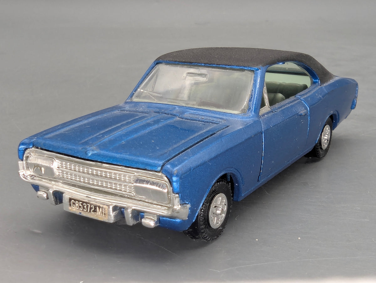 Modellauto 1:43 Dinky Toys 179 heute Mattel Opel Commodore Blau mit OVP